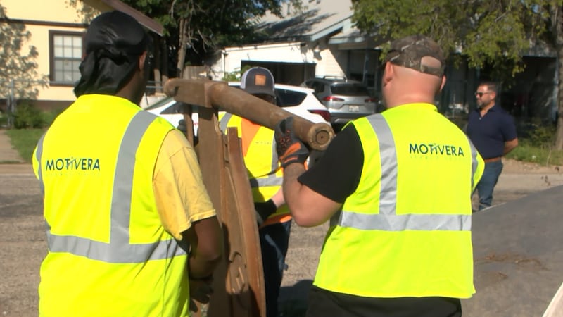 In this edition of Project Cleanup, the Fuller and sons and Mesa Ready mix crew picked up the...