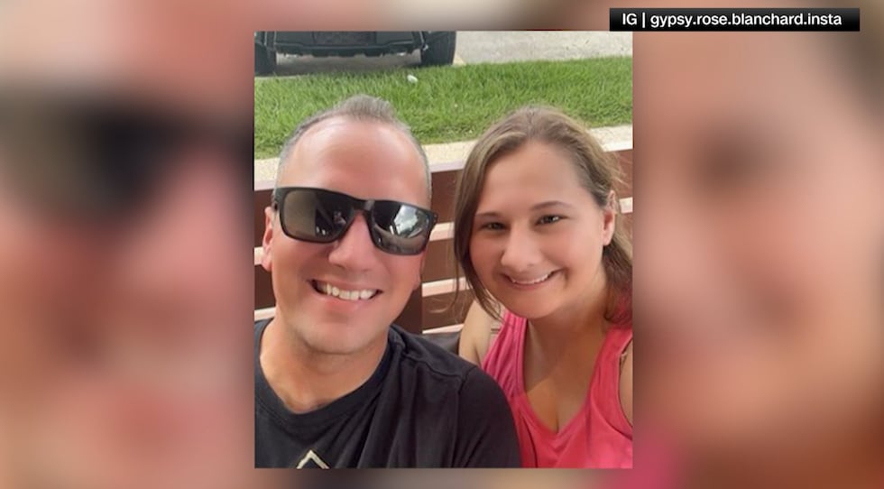 Gypsy Rose Blanchard announced she is expecting her first child with her boyfriend Ken Urker.