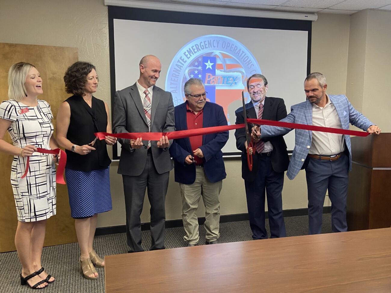 Trainning Center Ribon Pantex holds ribbon cutting for new emergency operations center